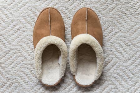 How To Suede – Slippers